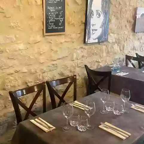 Près de la fontaine - Restaurant Portel-des-Corbières